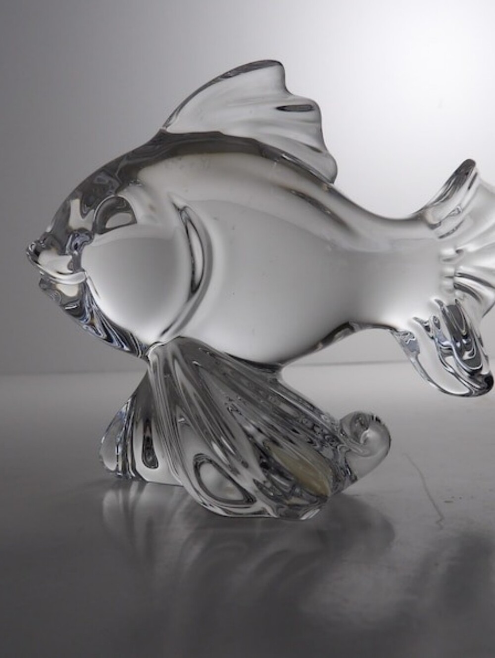🔺️NWT Godinger Clear Shannon Crystal Goldfish Sculpture Paperweight